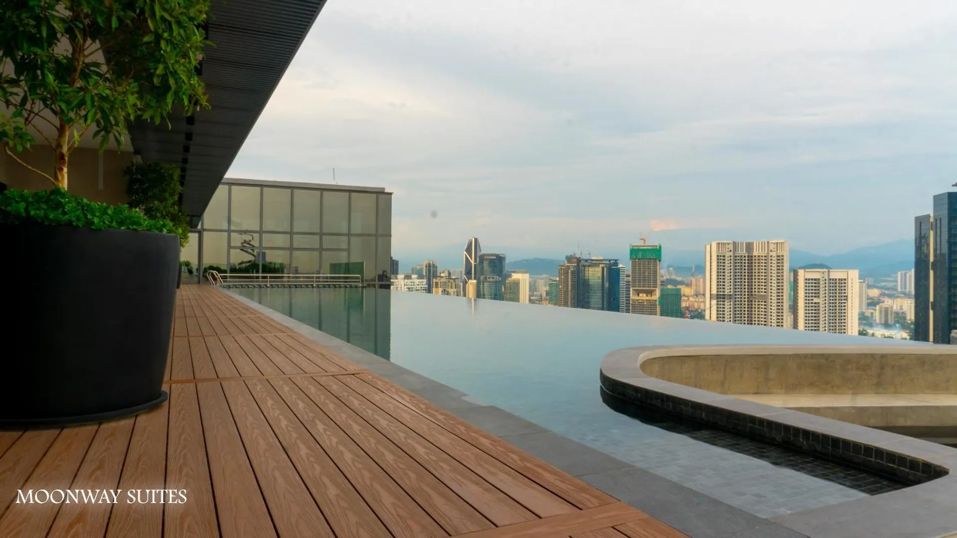 Apartment Core Residence At Trx Luxury Suites By Moonway Kuala Lumpur
