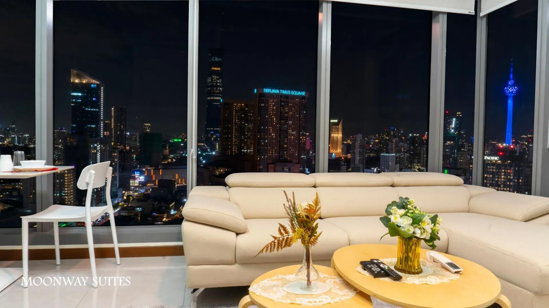 Core Residence At Trx Luxury Suites By Moonway Kuala Lumpur 0*,
