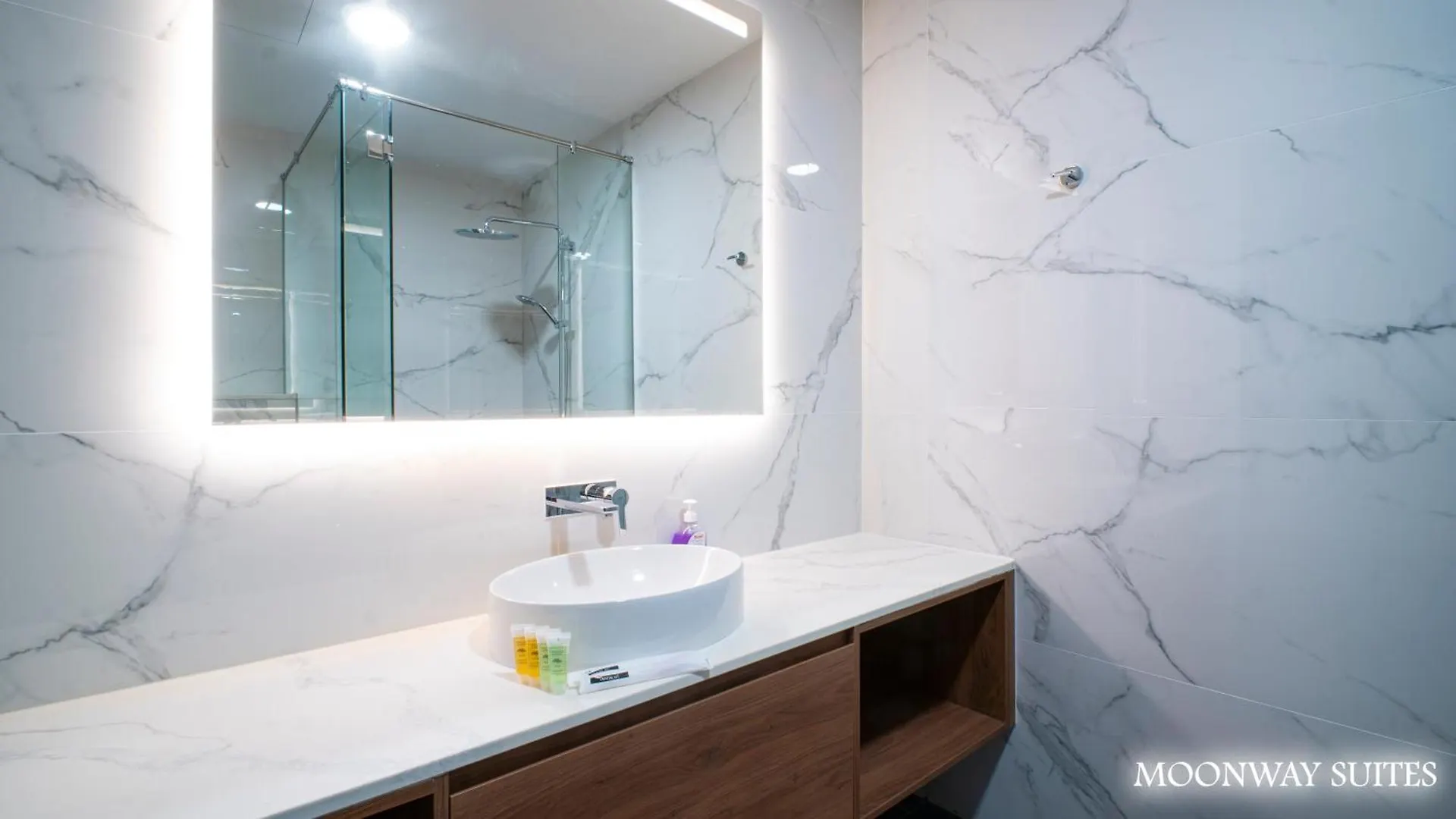 Apartment Core Residence At Trx Luxury Suites By Moonway Kuala Lumpur